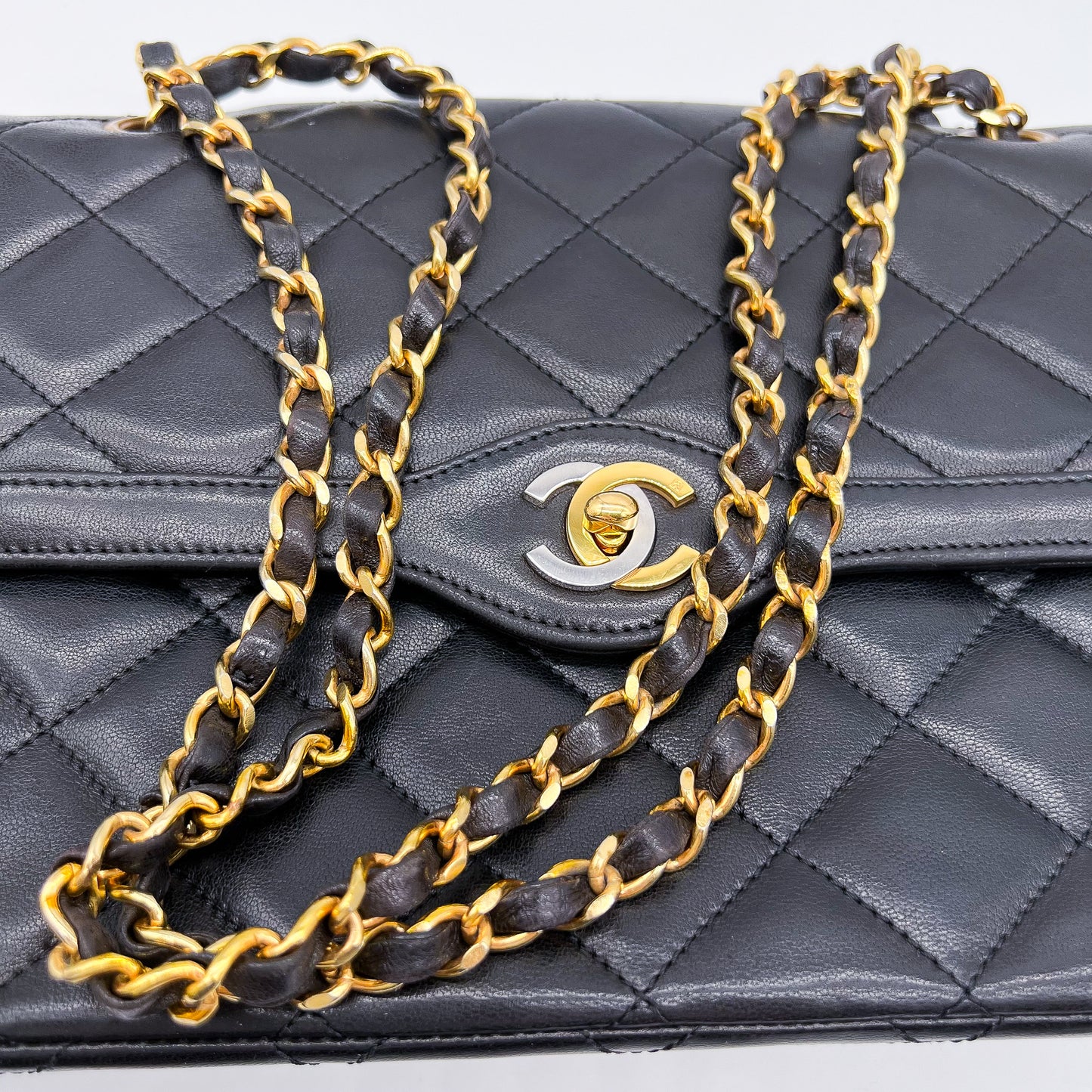 CHANEL シャネル マトラッセ27 パリ限定 WフラップWチェーンショルダー #39